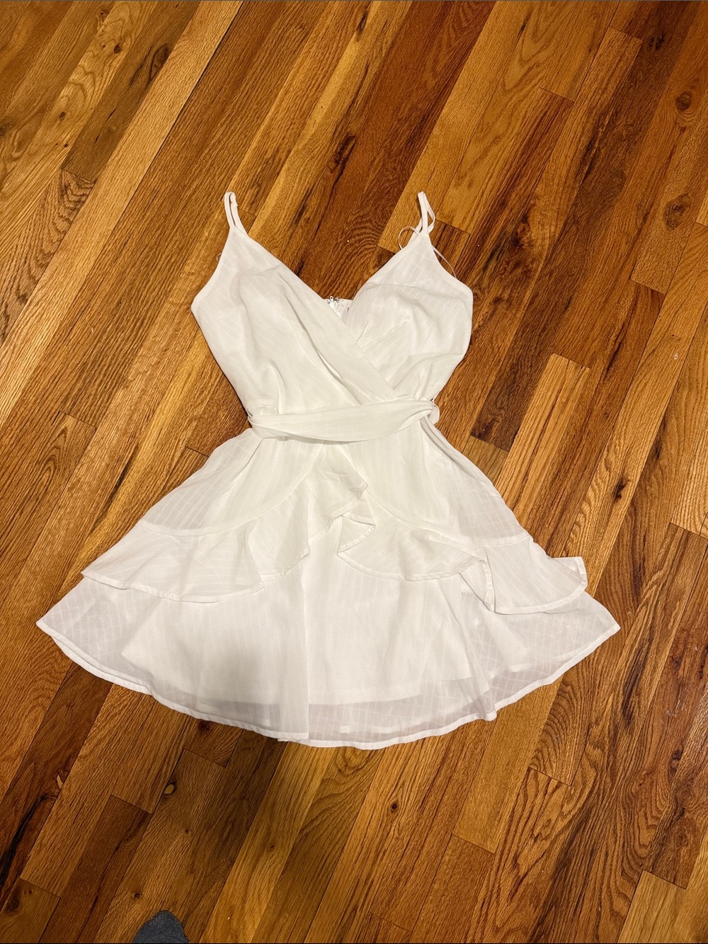 Francesca’s Miami White Ruffle Wrap Mini Dress Size XS
